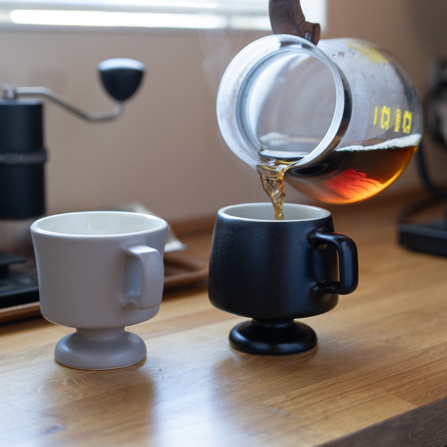 コーヒー好きな方へ、インテリアにもなるコーヒーマグ