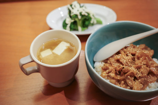 味噌汁はミソスープだからマグでもOK