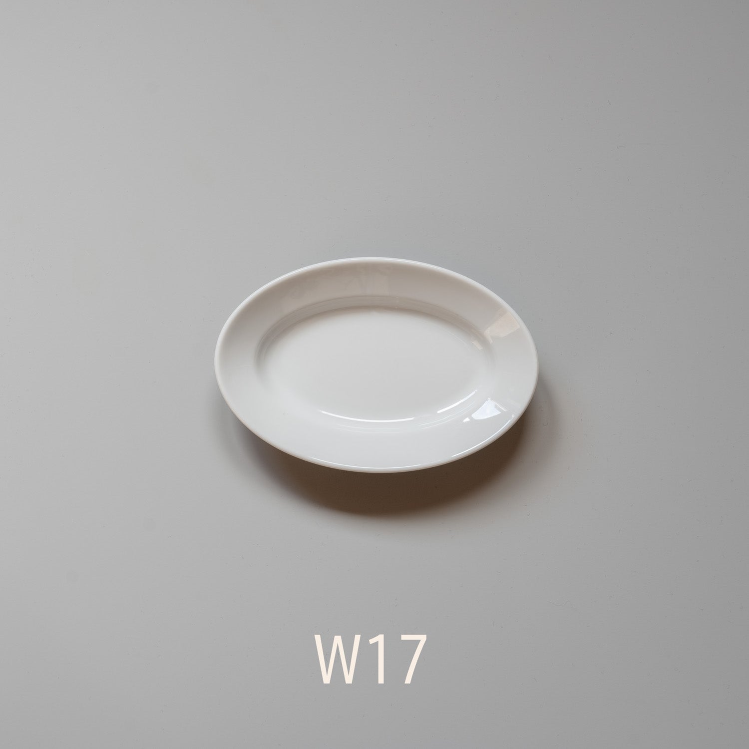 あのオーバルプレートW17